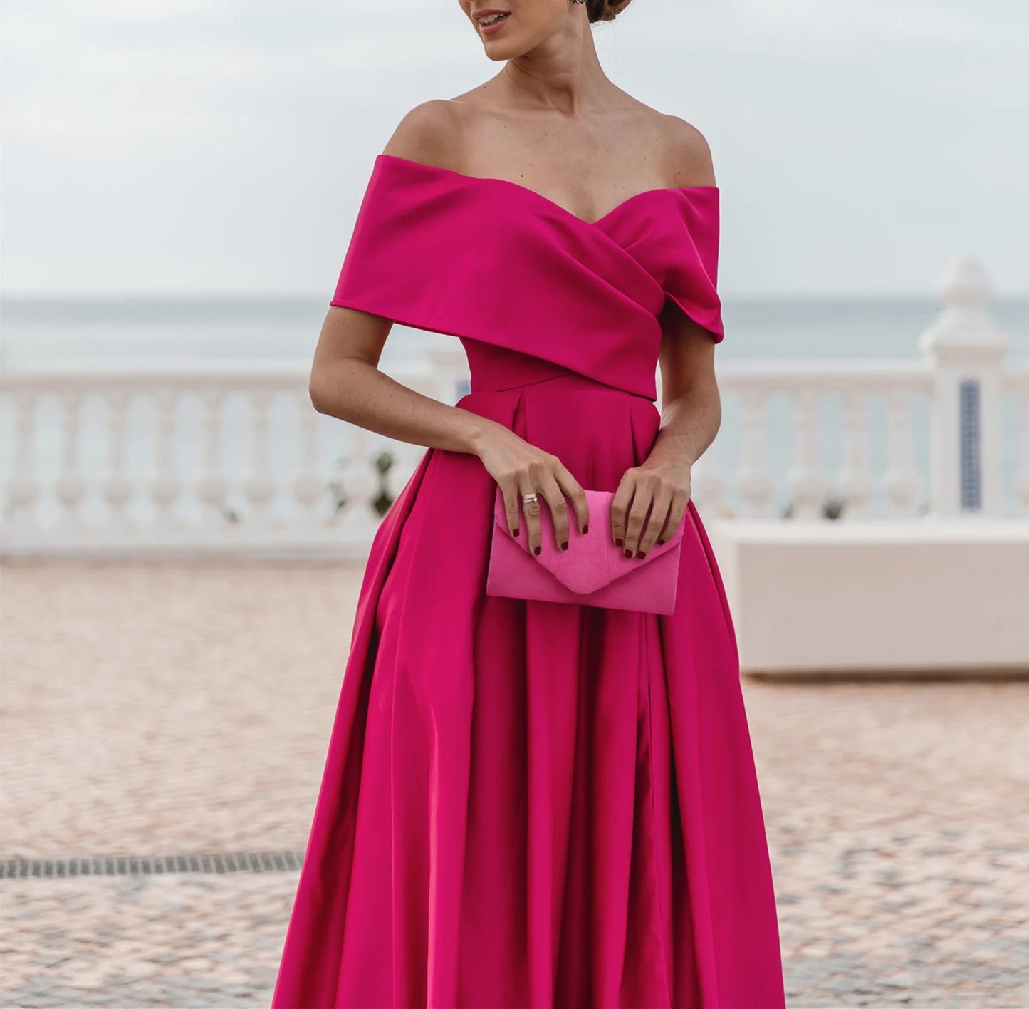 Elegant Pleated Envelope Clutch - Perfect Evening Bag for Weddings and Parties