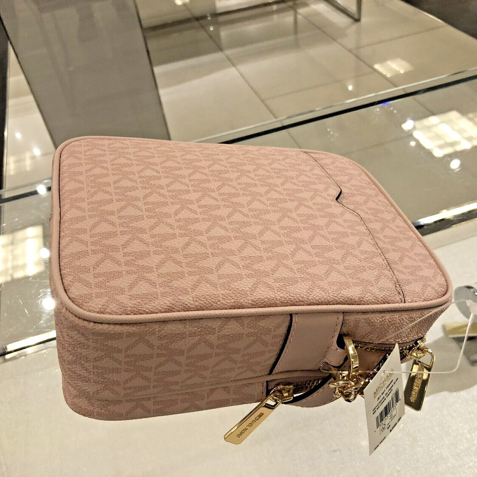 Stylish Michael Kors Women's Crossbody Handbag - PVC/Leather Messenger Purse for Effortless Chic