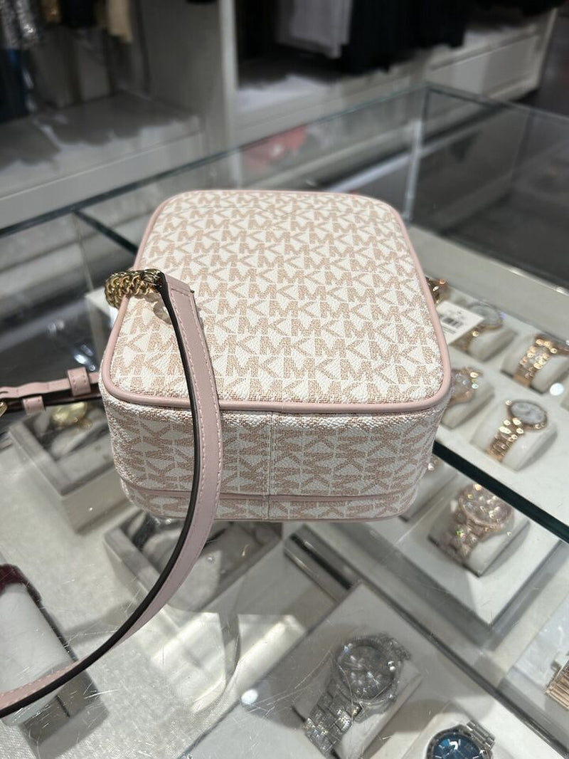 Stylish Michael Kors Women's Crossbody Handbag - PVC/Leather Messenger Purse for Effortless Chic
