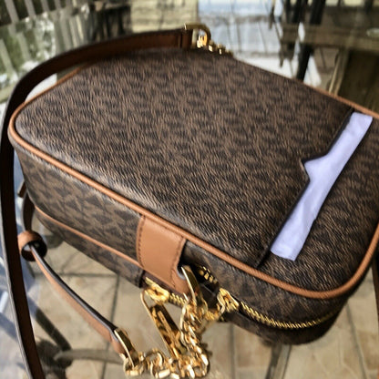 Stylish Michael Kors Women's Crossbody Handbag - PVC/Leather Messenger Purse for Effortless Chic