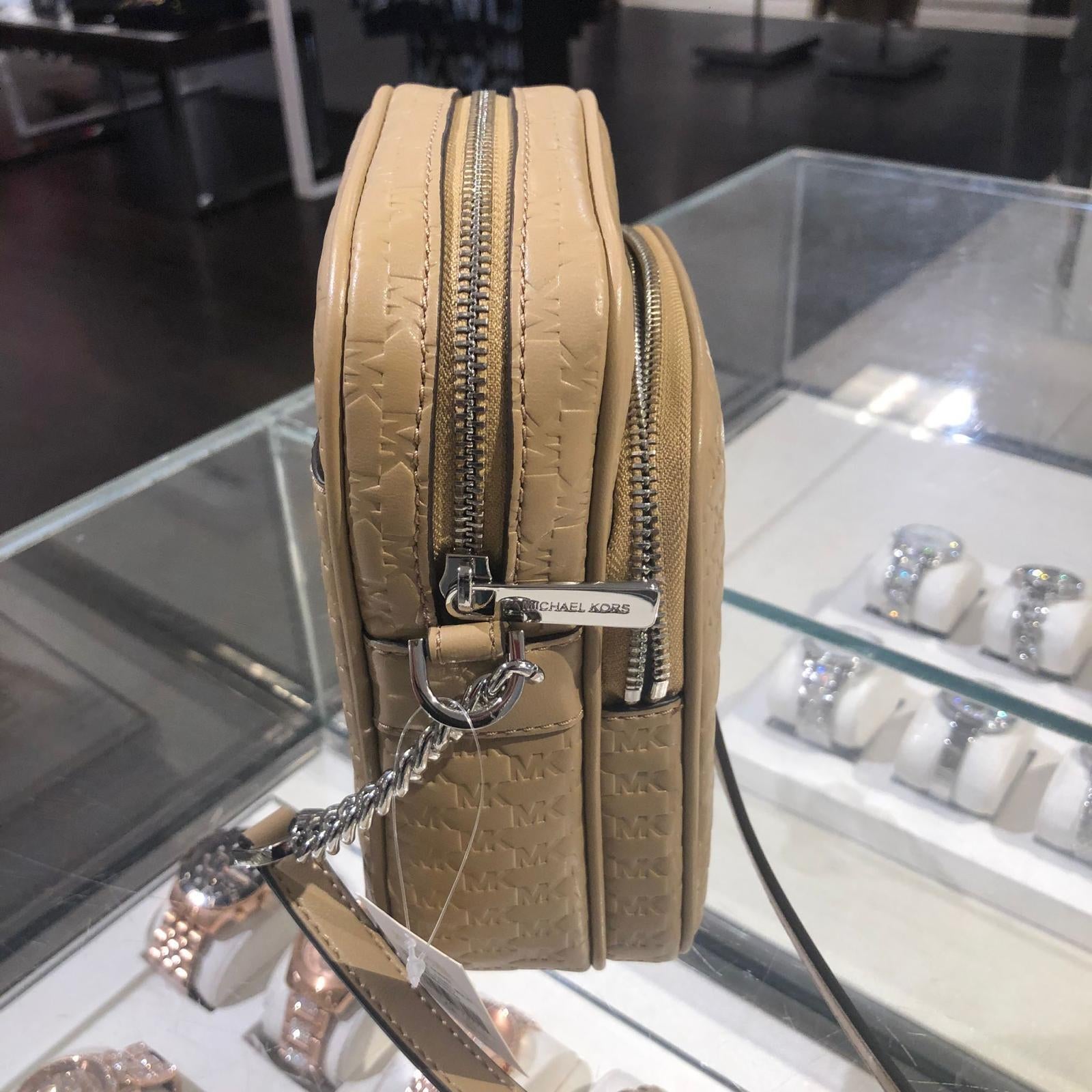 Stylish Michael Kors Women's Crossbody Handbag - PVC/Leather Messenger Purse for Effortless Chic