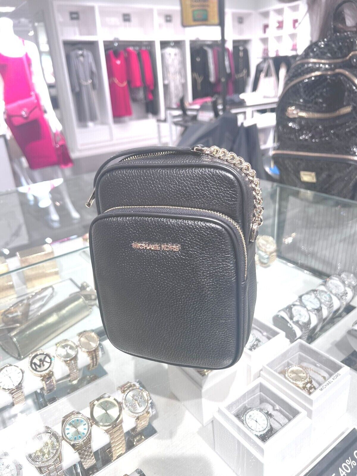 Stylish Michael Kors Women's Crossbody Handbag - PVC/Leather Messenger Purse for Effortless Chic