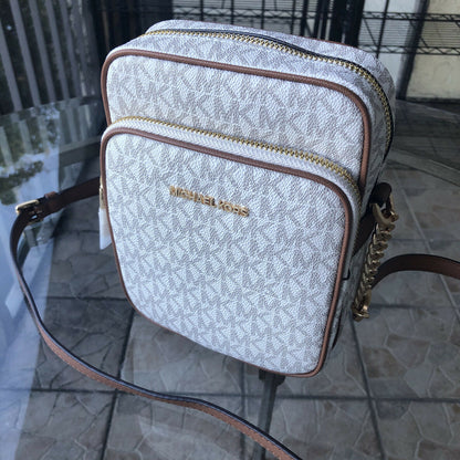 Stylish Michael Kors Women's Crossbody Handbag - PVC/Leather Messenger Purse for Effortless Chic