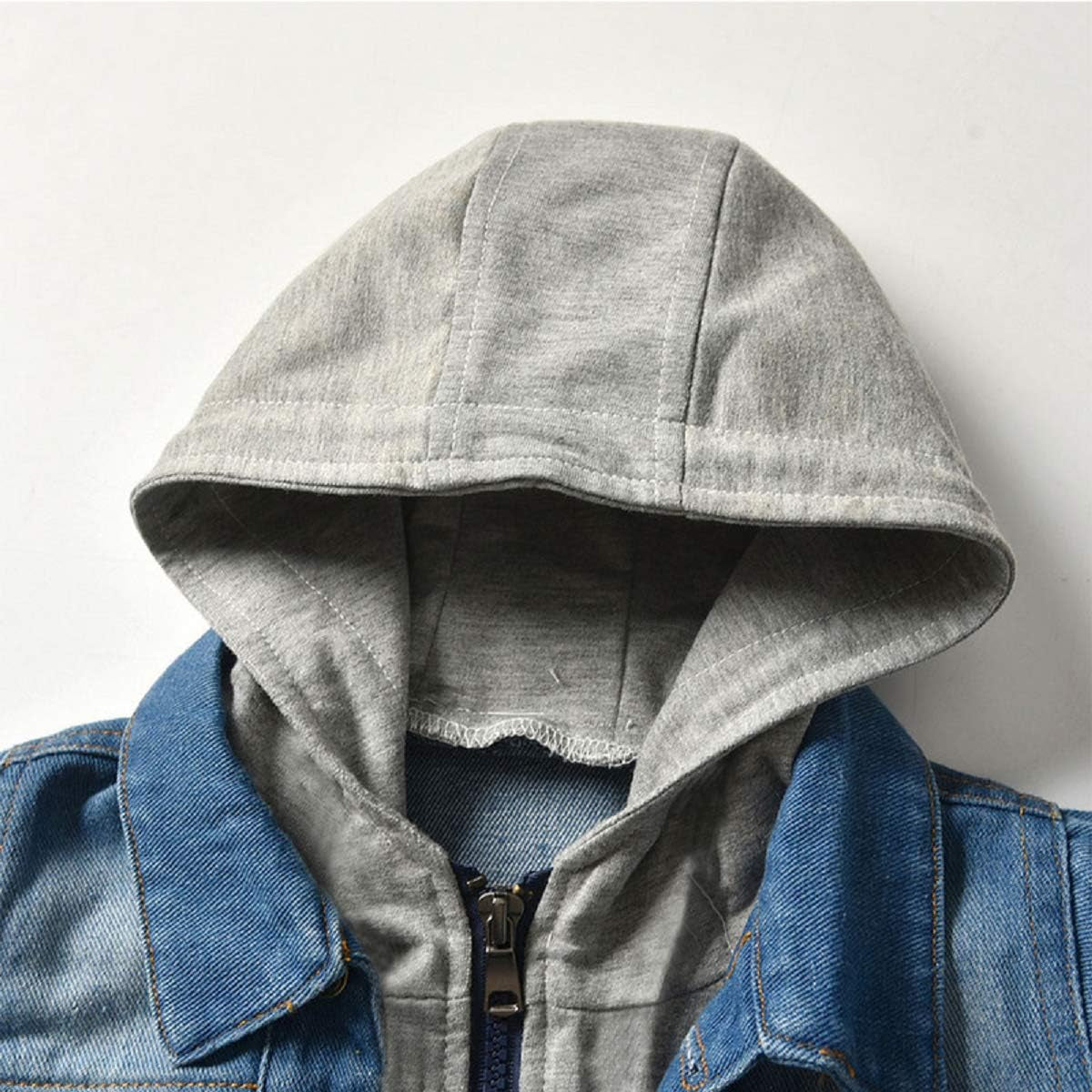 Stylish CM C&M WODRO Denim Jacket for Kids - Trendy Button-Down Jeans Outerwear for Boys and Girls