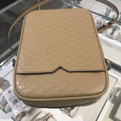 Stylish Michael Kors Women's Crossbody Handbag - PVC/Leather Messenger Purse for Effortless Chic