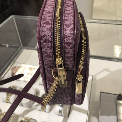 Stylish Michael Kors Women's Crossbody Handbag - PVC/Leather Messenger Purse for Effortless Chic